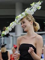 Ladies Day-2009: самые шикарные дамские шляпки